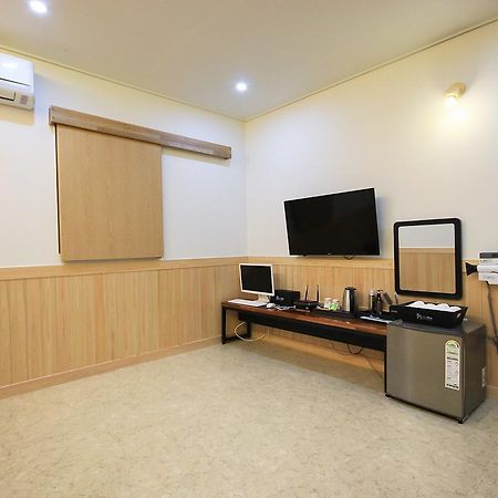 Kanu Hotel Чонджу Экстерьер фото