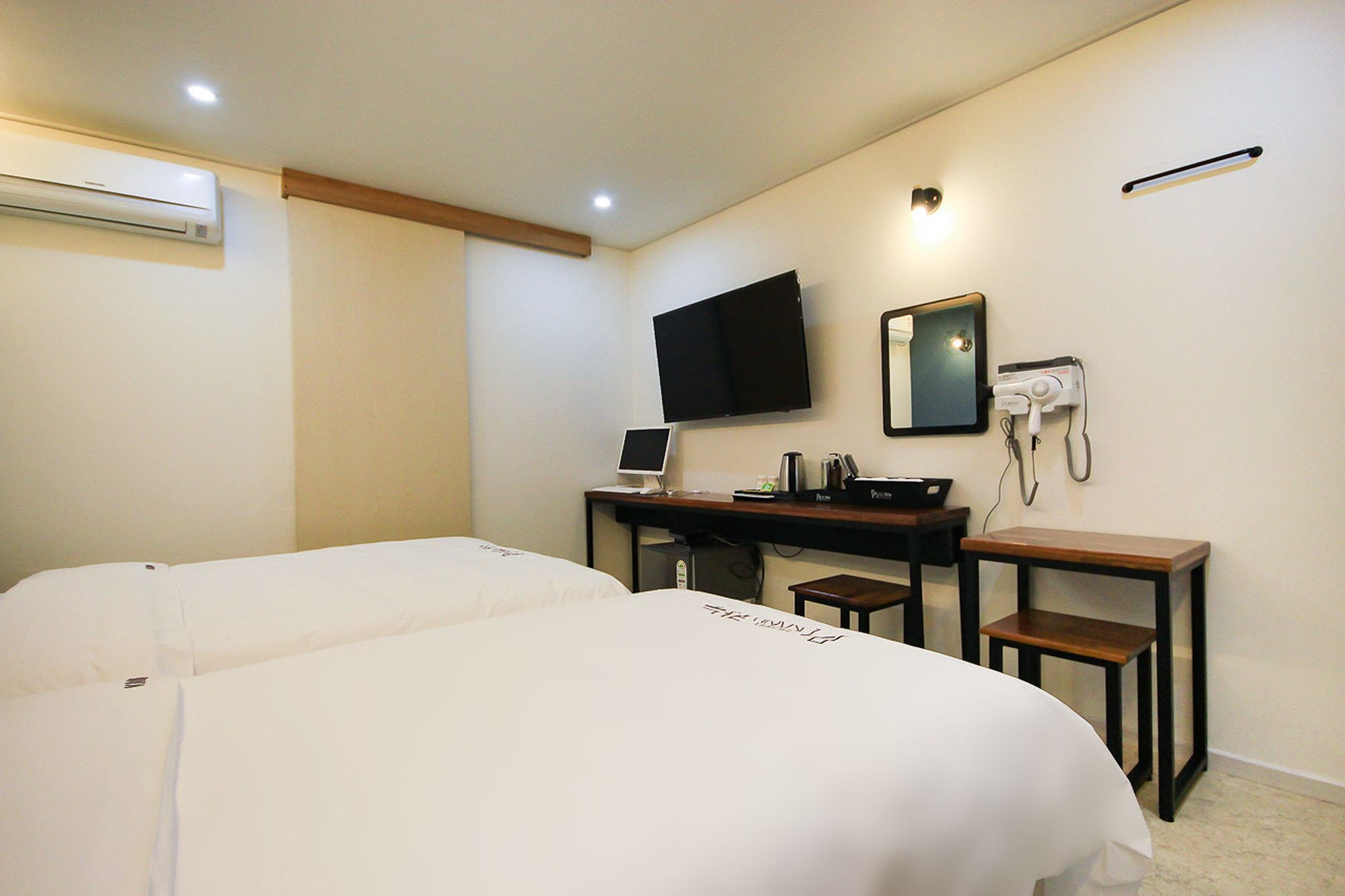 Kanu Hotel Чонджу Экстерьер фото